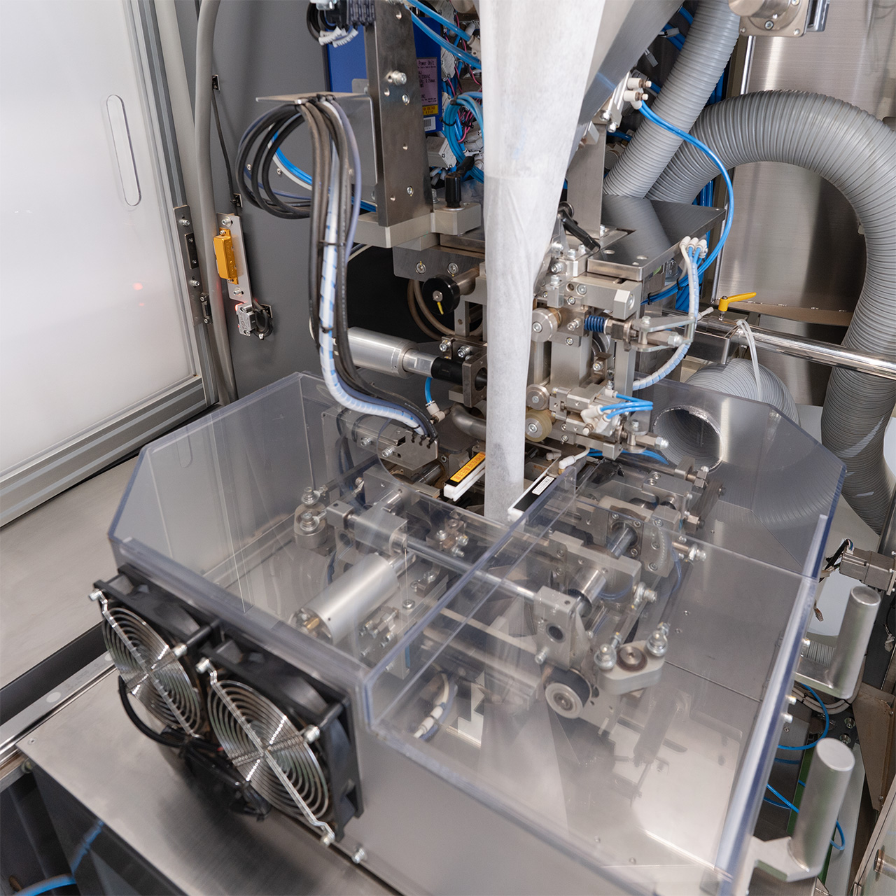 Clean Production with Dust Collection Feature